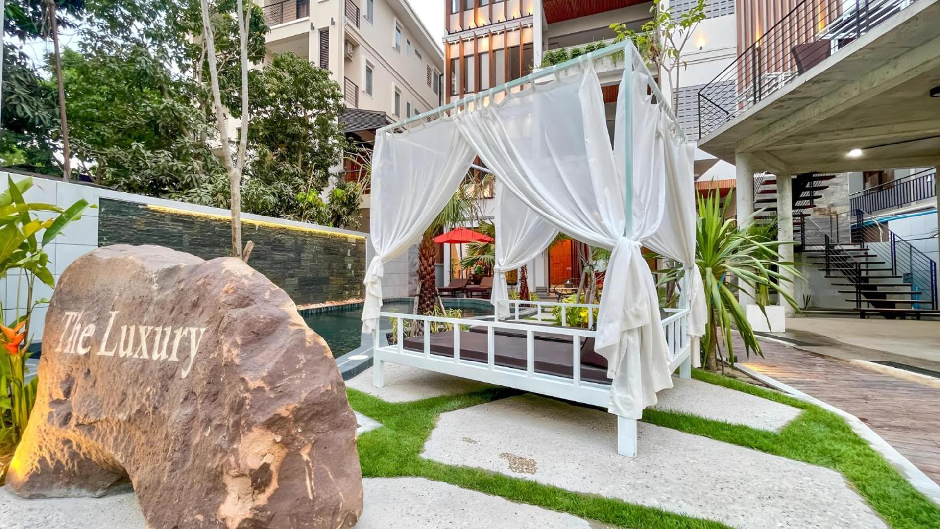 Hotel The Luxury Ciudad de Siem Riep Exterior foto